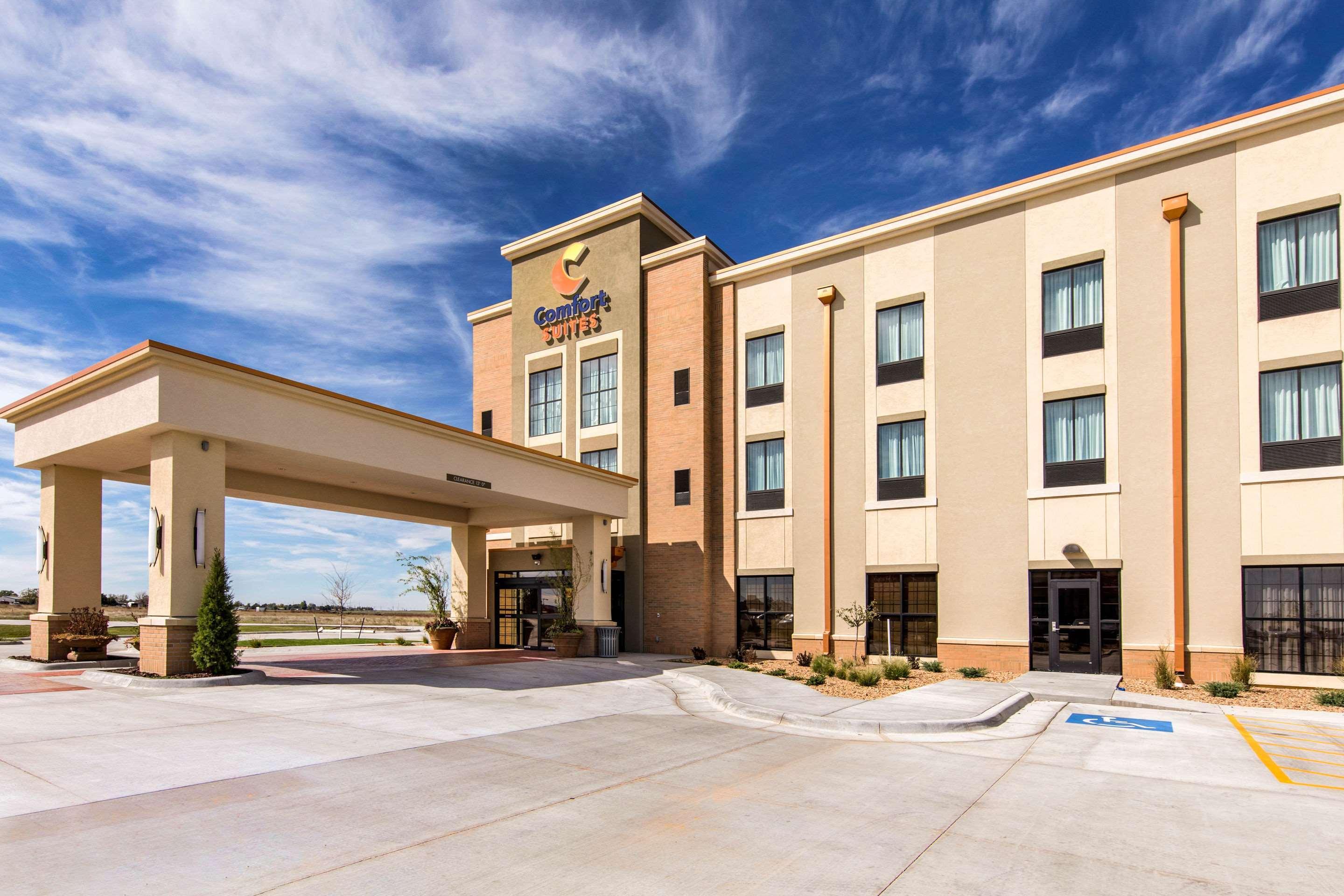 Comfort Suites Liberal Exterior photo